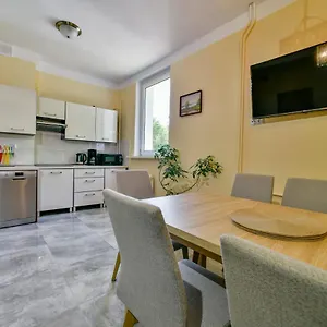 U Ewy W Kolobrzegu Podczele - 2 Sypialnie 50m2, Wifi I Darmowy Parking! Kolberg